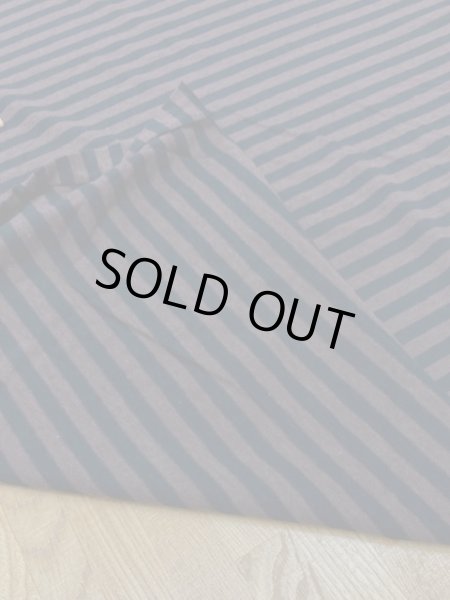 画像4: 生地：綿ボーダー天竺（茶／黒） (4)