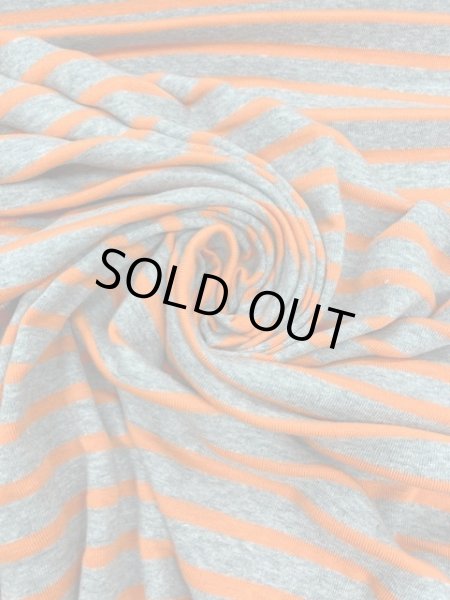 画像5: 生地:ボーダー柄フライスニット(グレー/オレンジ) (5)