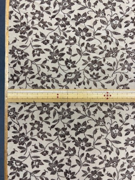 画像2: 生地:花柄ポリニット(ベージュ/茶) (2)