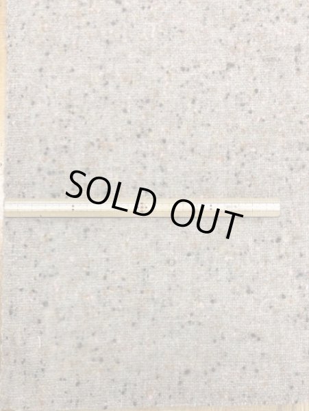 画像2: 生地： カラーネップ入りウール（ベージュ） (2)