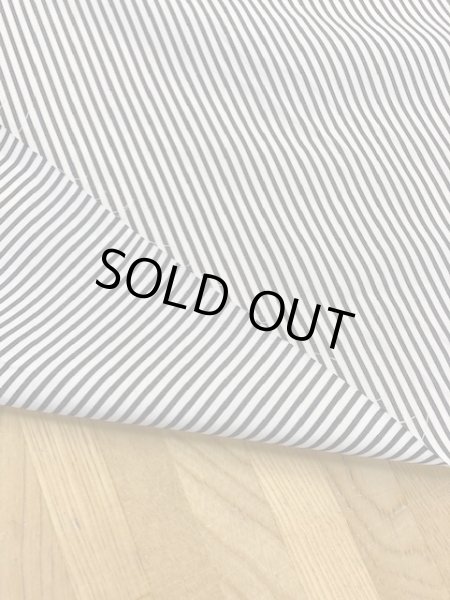 画像4: 生地:ストライプ柄小(白/グレー) (4)