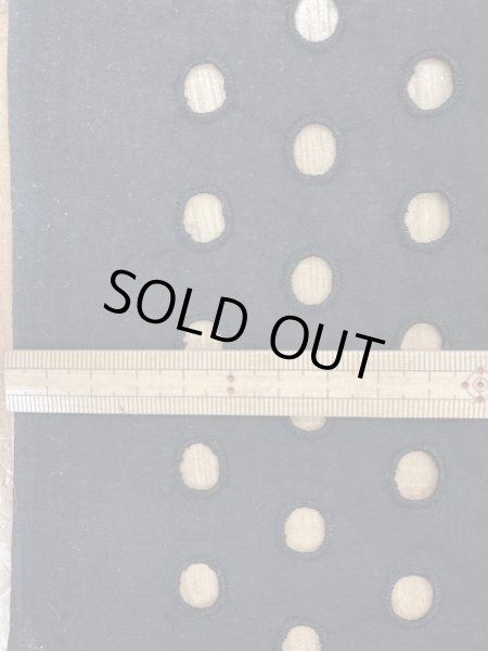 画像6: 生地:水玉カット刺繍 (6)