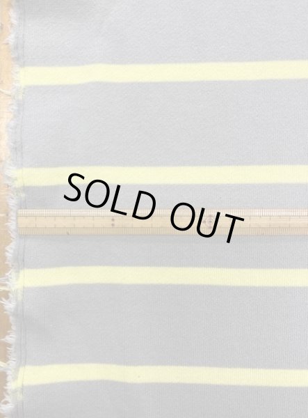 画像2: 生地:ボーダー裏毛ニット(グレー/黄) (2)