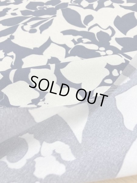 画像4: 生地：花柄（グレージュ／紺） (4)