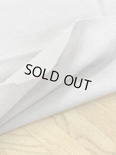 画像2: 生地:ウールジョーゼット(グレージュ) (2)