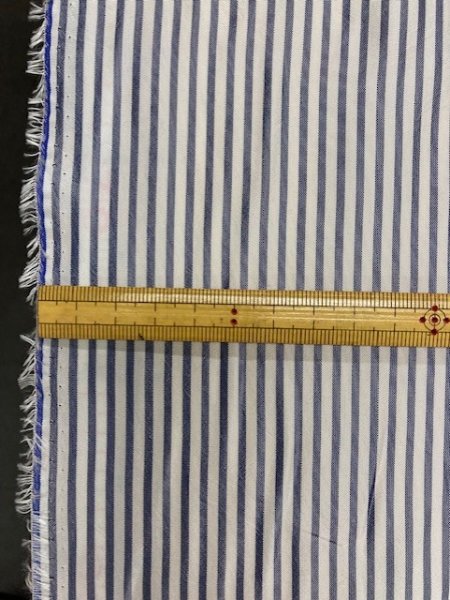 画像2: 生地:ストライプ柄ポリエステル(白/紺) (2)