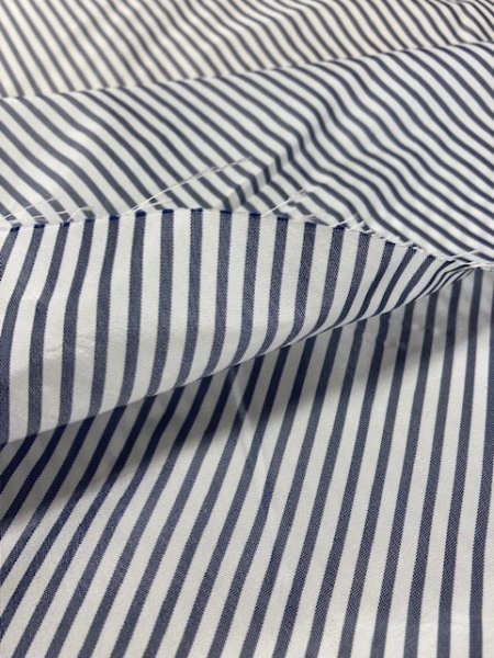 画像3: 生地:ストライプ柄ポリエステル(白/紺) (3)