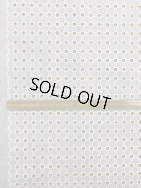 画像2: 生地:綿サークルレース生地(白) (2)