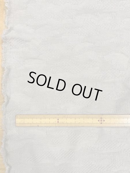 画像2: 生地:迷彩ジャガードニット(グレージュ) (2)