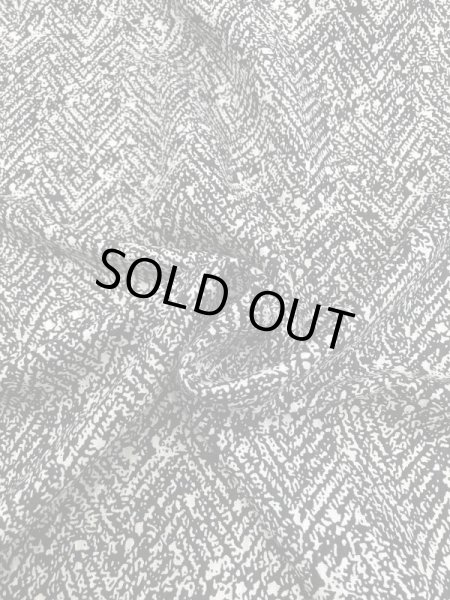 画像2: 生地:ヘリンボーン編み柄シルク(白) (2)