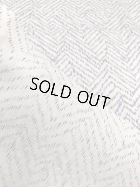 画像4: 生地:シェブロン柄シルク(アイスブルー/青・黒) (4)