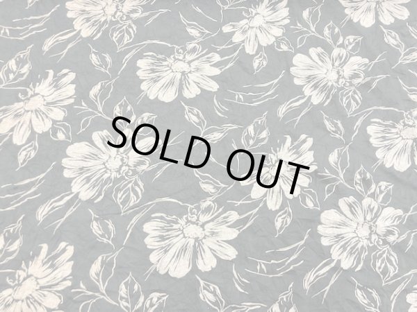 画像7: 生地：花柄ポリ綿シワ加工天竺（黒） (7)