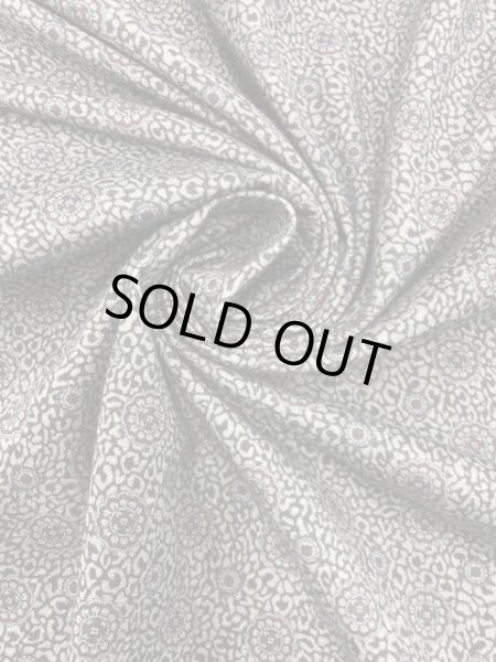 画像6: 生地:プリント綿天竺ニット(グレー) (6)