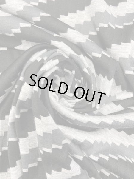 画像6: 生地:ジグザグボーダー柄ニット(黒系) (6)