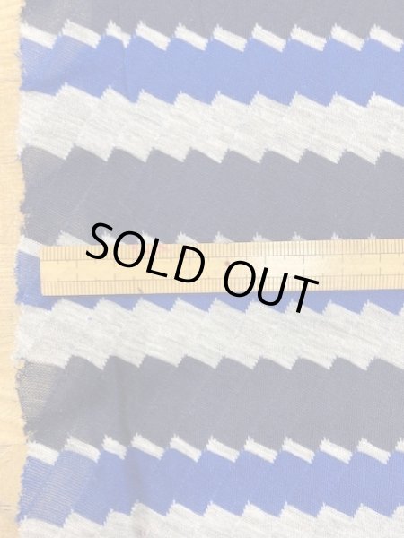 画像2: 生地：ジグザグボーダー柄ニット（青系） (2)