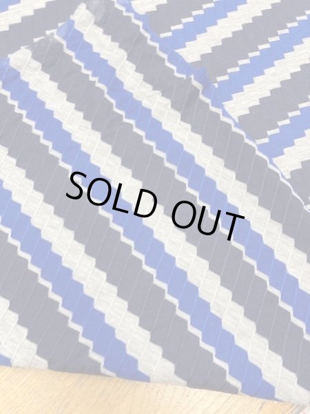 画像3: 生地：ジグザグボーダー柄ニット（青系） (3)