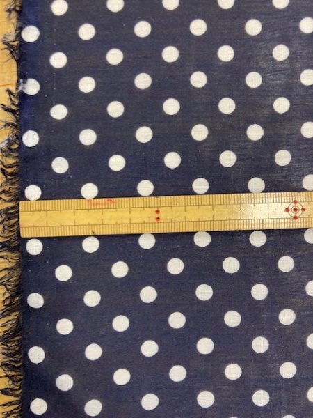 画像2: 生地:水玉柄プリントポリ(紺) (2)