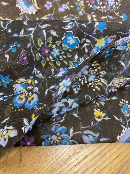 画像4: 生地:花柄ポリエステル(茶) (4)