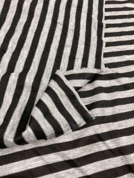 画像3: 生地:シルケット加工ボーダー柄天竺(グレー/黒) (3)