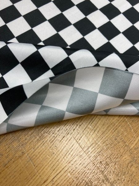 画像4: 生地:格子柄ポリステル(黒/白) (4)