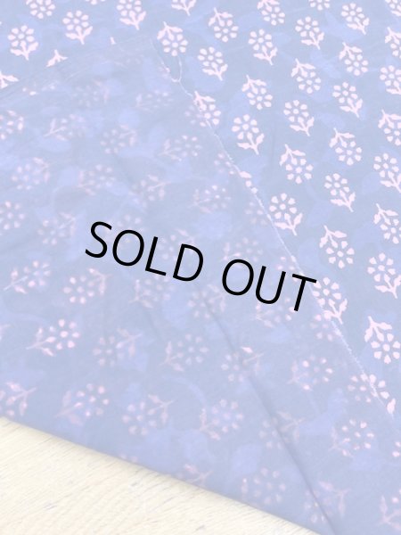 画像3: 生地:花柄インド綿(紺紫) (3)