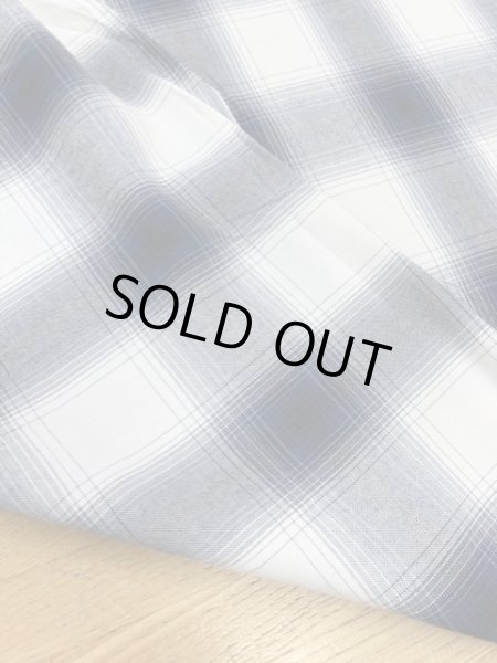 画像3: 生地:オンブレチェック柄綿レーヨン(紺) (3)