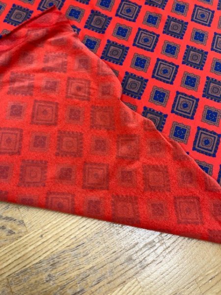 画像3: 生地:ポリエステルプリントニット(赤) (3)