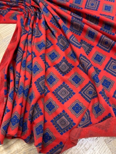 画像5: 生地:ポリエステルプリントニット(赤) (5)