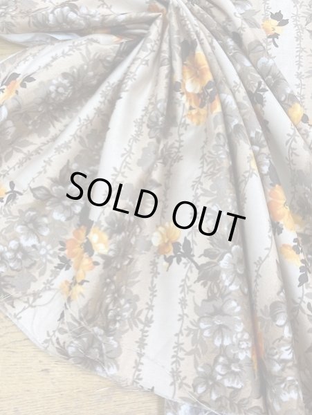 画像5: 生地：花柄ストライプコットン（ベージュ） (5)