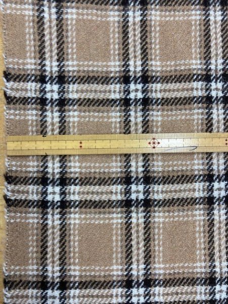 画像2: 生地： ウール100％チェック柄ウール（ベージュ／黒） (2)