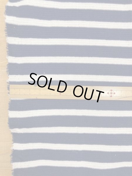 画像2: 生地：綿ボーダー織りニット（紺／生成） (2)