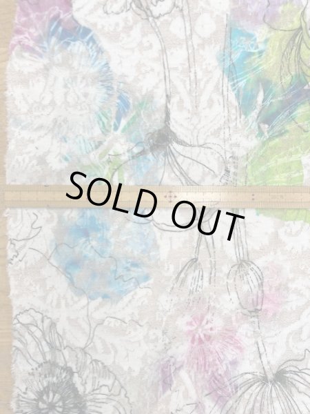 画像2: 生地：綿100％花柄プリントレースニット（緑／ピンク） (2)