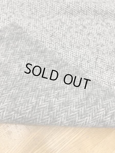 画像3: 生地:アンゴラモヘア混綿ウールツイード(ライトグレー) (3)