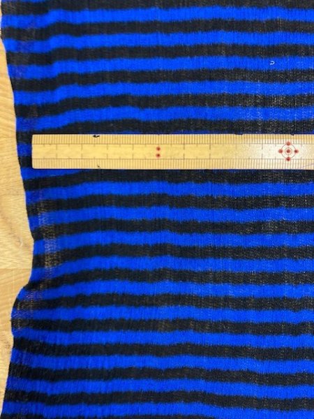 画像2: 生地:綿薄手ボーダーニット(青/黒) (2)