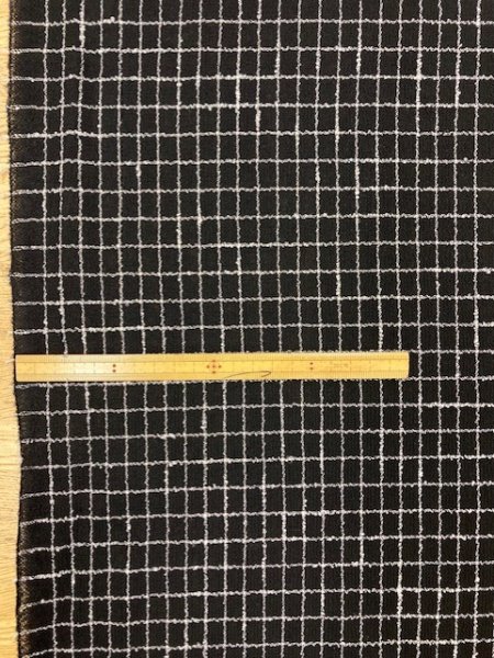 画像2: 生地:格子柄ウールストレッチ(黒) (2)