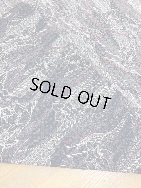 画像3: 生地:プリントポリエステル(黒茶エンジ) (3)