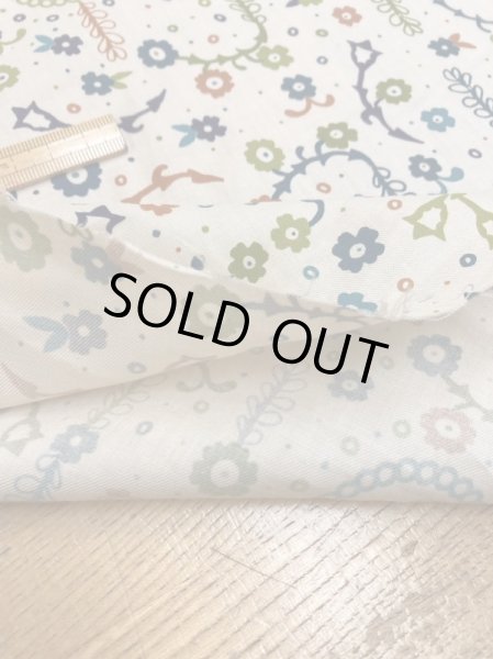 画像4: 生地:リヨセル綿フラワープリント(クリーム) (4)