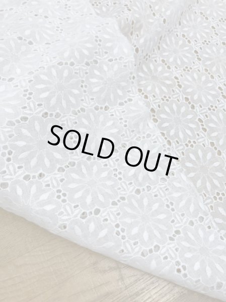 画像6: 生地:花柄綿レース生地(白) (6)