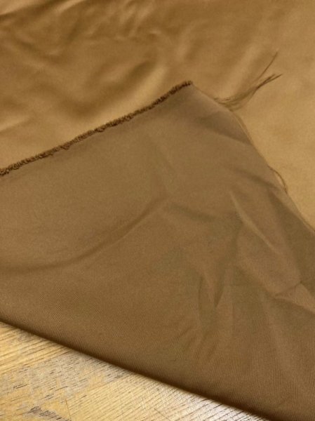 画像3: 生地:ポリサテン厚地(ベージュ茶) (3)