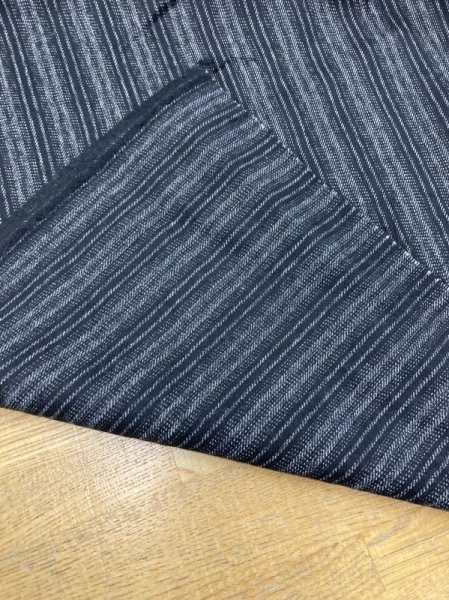 画像3: 生地:縦縞ポリエステル(黒/グレー) (3)