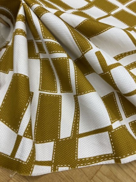 画像6: 生地:綿100%幾何学模様(マスタード) (6)