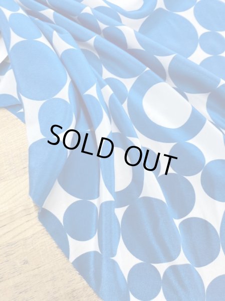 画像5: 生地：大きな水玉柄ポリエステルデシン（ブルー／白） (5)