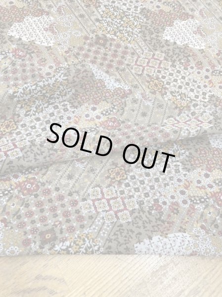 画像3: 生地：プリントポリエステル（黒茶） (3)