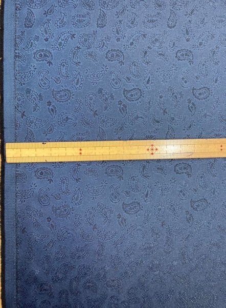 画像2: 生地:ペイズリー柄ジャガードポリエステル(紺) (2)