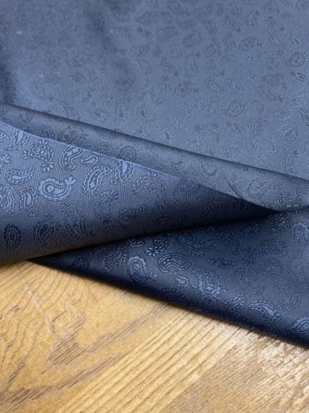 画像4: 生地:ペイズリー柄ジャガードポリエステル(紺) (4)