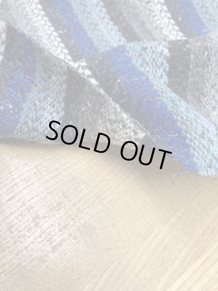 画像4: 生地:ネイティブ柄ストライプネップ入りウールポリエステル(ブルーグレー系) (4)