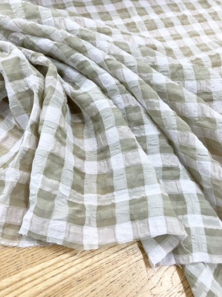 画像5: 生地:チェック柄ポリエステルレーヨン綿リップル加工(薄いベージュ) (5)