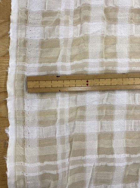 画像2: 生地:チェック柄ポリエステルレーヨン綿リップル加工(レモンイエロー) (2)
