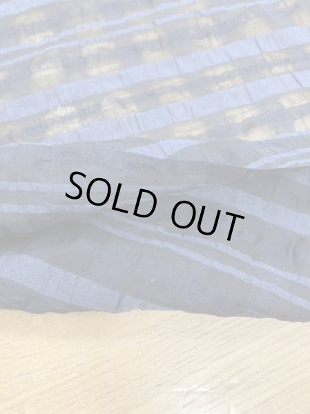 画像4: 生地:チェック柄ポリエステルレーヨン綿リップル加工(紺) (4)