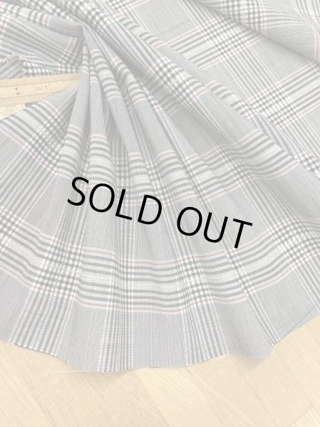 画像6: 生地:チェック柄ポリエステルウールストレッチ(グレー/紺/赤) (6)